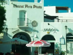 Hostal  Arco Plaza