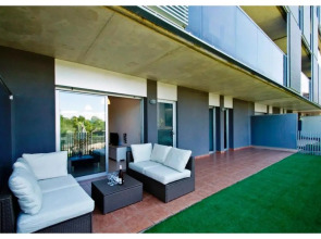 UHC Paradise Village Family Complex