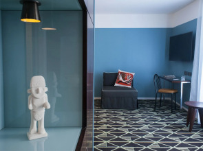 Hôtel Eiffel Blomet