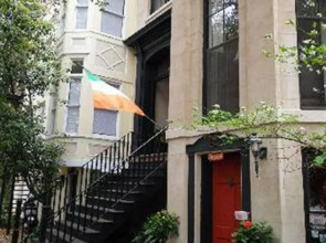 Joan's on Jones Bed & Breakfast