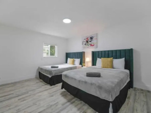 Beautiful 3 Bedroom House In Miami