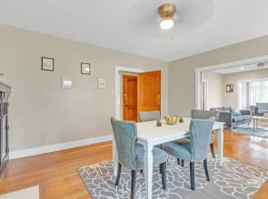 Spacious 3BR Home near Downtown, Oakland & East Liberty! Max 15 nights by RedAwning