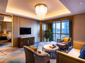 Pullman Yantai Center