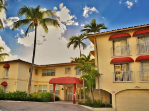 Fort Lauderdale Yacht and Beach Club 416