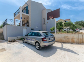 House Anela
