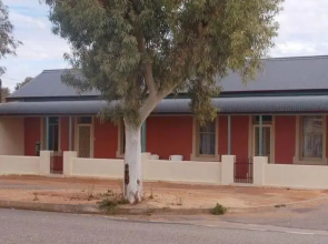 Jadan Cottages