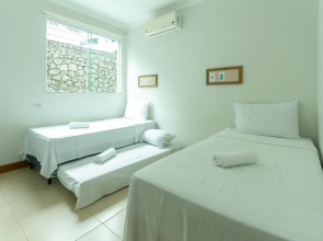 Apartamento pé na areia, vista cinematográfica!