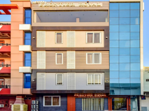 Hotel Frontier Royal