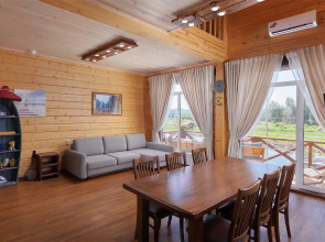 Valley Sunny, Family Alley Building, 1 chalet