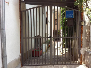 Apartments & Hostel Zdrava Hrana