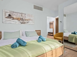 Villa Palma - Seaside Luxury Villa for 6 Person