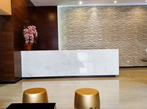 Simply Modern Classic Studio at Nifarro Apartment