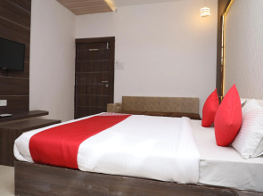 OYO Flagship 31005 Good View Service Apartment