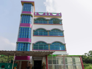 OYO 40177 Hotel Taj International