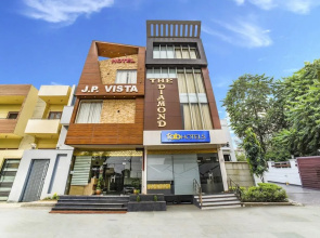 FabHotel Diamond
