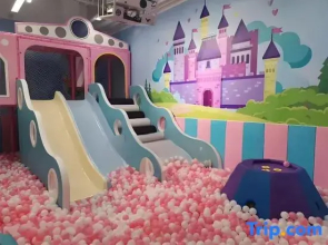 Taehf PhodragCulture Theme Hotel