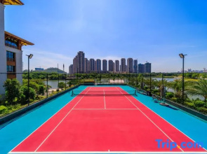 Yulin Jolie Vue Bontique Hotel（Kra Bay and Garden Expo Garden）