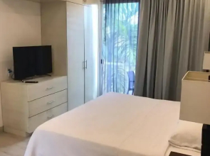 Modern Studio Puerto Aventuras 202