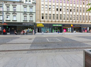 Penguin Apartments City Center