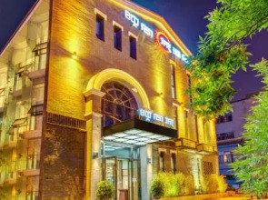 Happy Dragon City Culture Hotel(Tianjin Gulou & Dayuecheng)