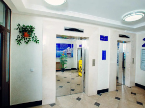 Apartments on 7B Saraishyk street