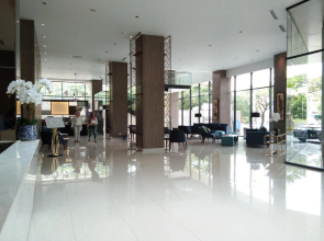 Hotel AYOLA Lippo Cikarang