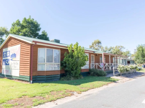 Holbrook Motor Village