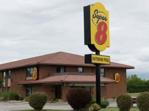 Super 8 Chatham Ontario