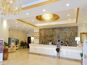 Vienna Hotel Yingcheng sea mounts Branch