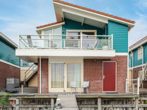 Beautiful Home in Workum With 3 Bedrooms and Wifi