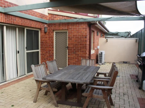 Albury Suites - Schubach Street