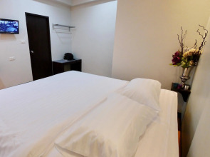 Basic Line Hotel at Loikroh