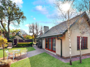 Staniland Guesthouse - OR Tambo Airport