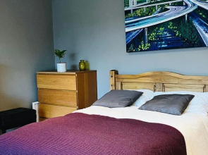 4-bed Seaside Dream House - Sleeps 8 & Parking