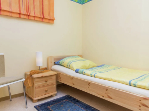 Beautiful property (65 m) with terrace and a small garden.