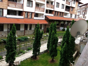 Pine Tree Apartment 2 - B7