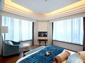 The Oriental Grand Service Apartment