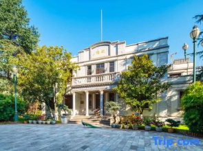 Yunnan Zhenzhuang Guest House