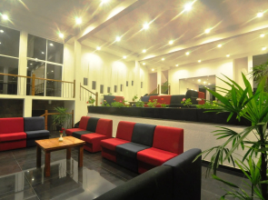 Hotel Heavens Edge