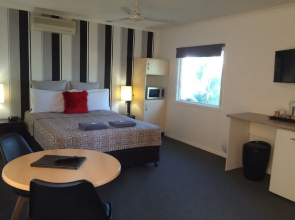 Gin Gin central motel