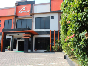 Anggraeni Hotel Ketanggungan