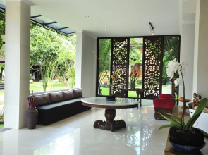 Puri Maharani Boutique Hotel