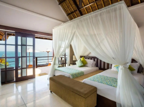 The Point Resort Lembongan
