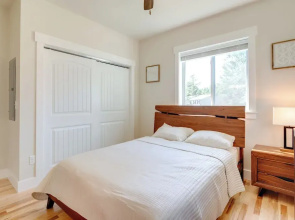 Peaceful Hendersonville Home < 2 Mi to Main St!