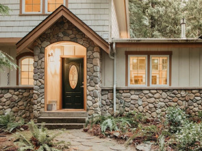 34sl - Hot Tub - Bbq - Ping Pong Table - Sleeps 8 3 Bedroom Home by RedAwning