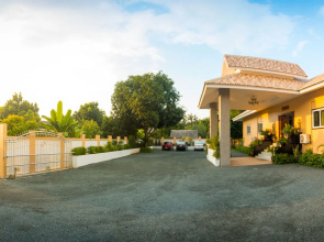 Nok Resort & Hotel