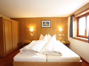 Hotel Adler