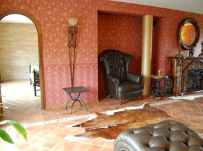 Landhaus & Burg Hotel Romantik