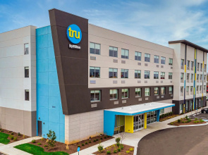 Tru by Hilton Clarksville, TN