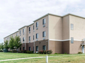 Comfort Inn & Suites Lawrence - University Area